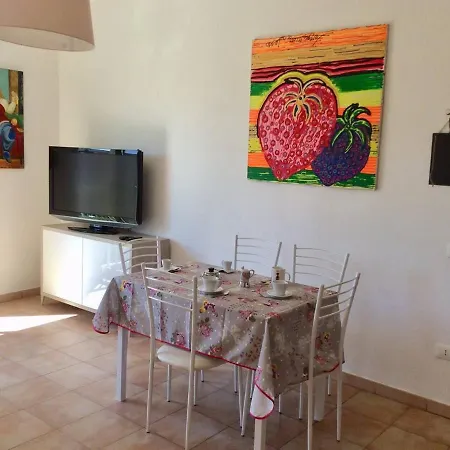 La Casa Al Mare Di Nicole Viareggio